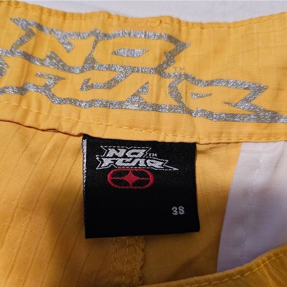 Mens No Fear Shorts yellow aize 38 - Picture 2 of 7